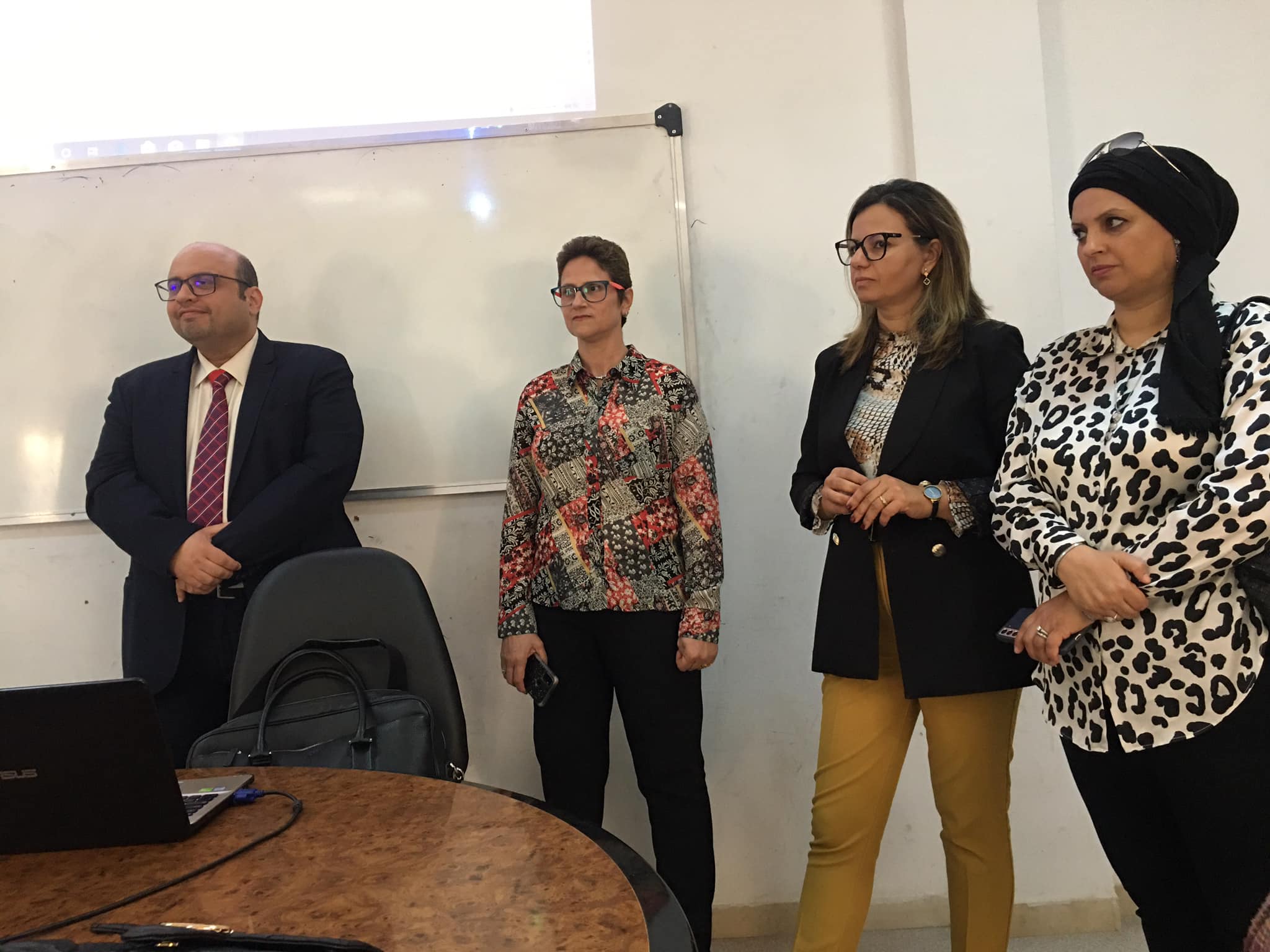 Signature de convention entre l’ESG-UQAM (Canada) et l’ESC Ecole Supérieure de Commerce de Sfax - المدرسة العليا للتجارة بصفاقس (Tunisie) Novembre 2022
